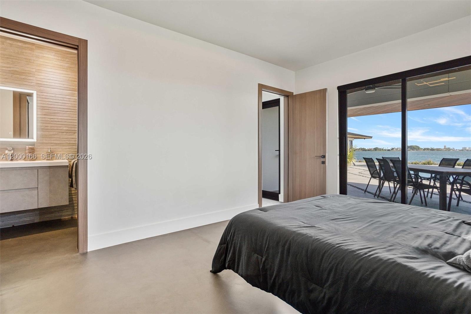 1982 Northeast 119th Road North Miami, FL 33181 - Photo 32 of 52