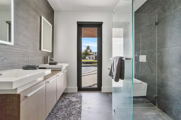 $12,750,000 | 1982 Northeast 119th Road, North Miami, FL 33181
