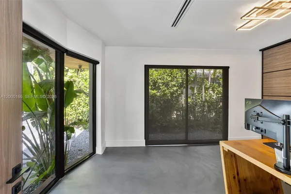 $12,750,000 | 1982 Northeast 119th Road, North Miami, FL 33181