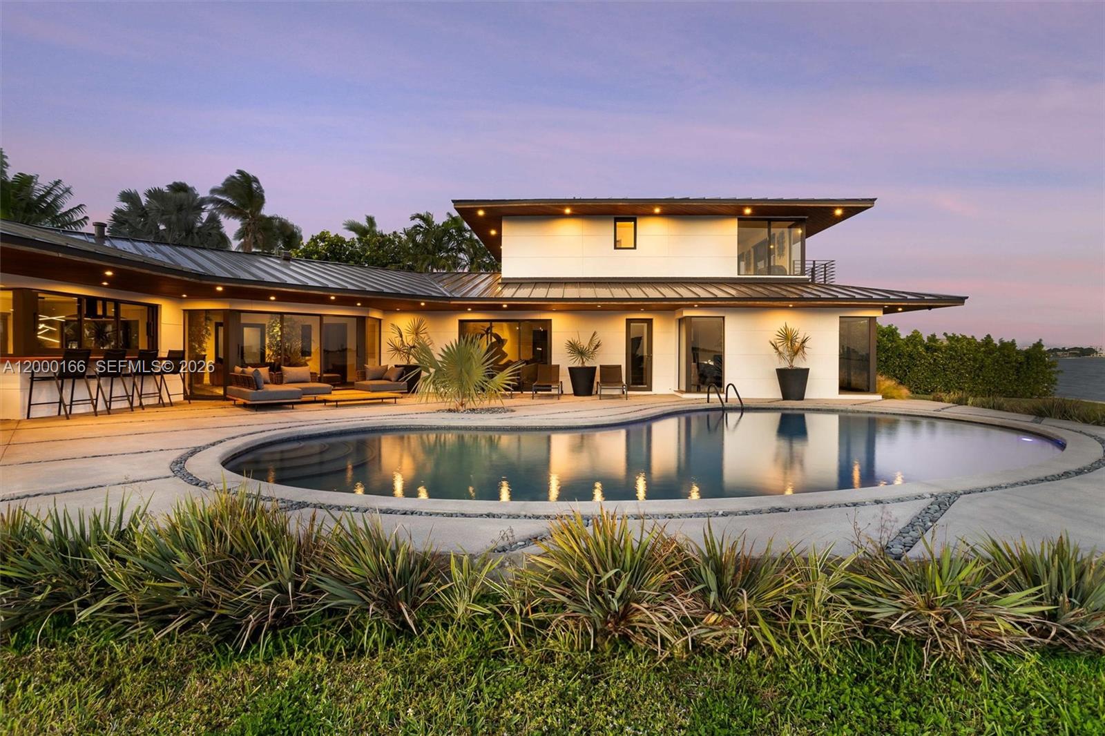 1982 Northeast 119th Road North Miami, FL 33181 - Photo 4 of 52