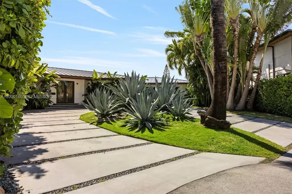 $12,750,000 | 1982 Northeast 119th Road, North Miami, FL 33181