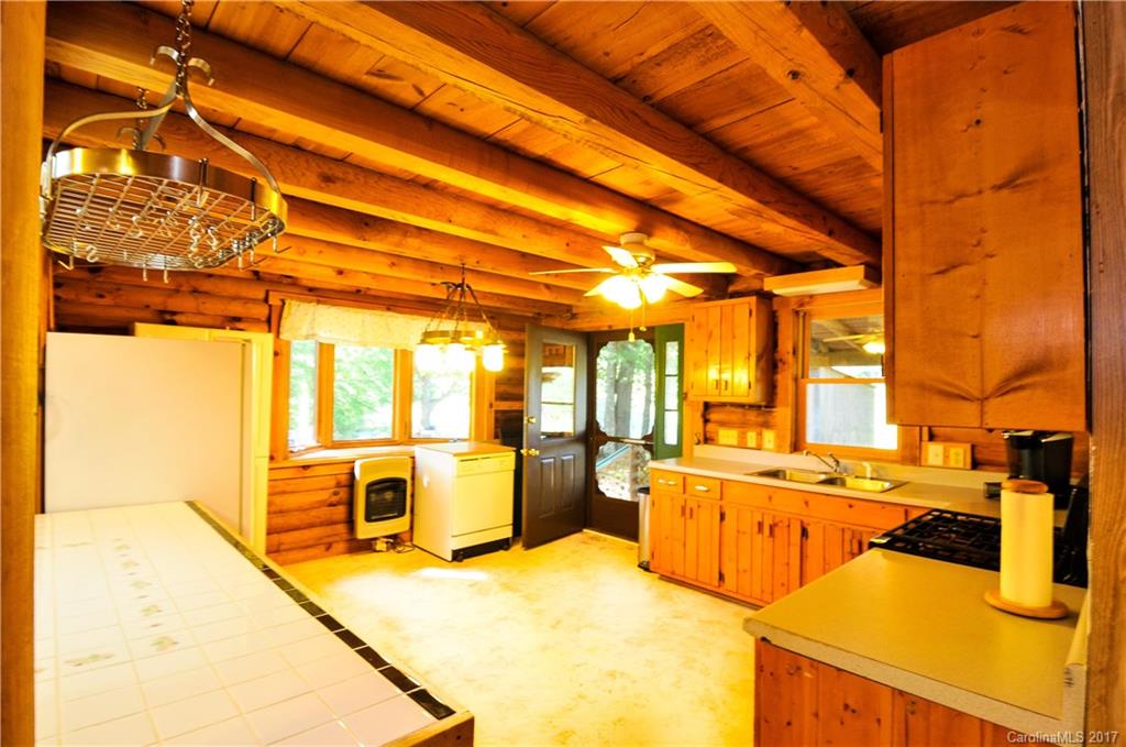 508 Back Hollow Road Mars Hill, NC 28754 - Photo 9 of 24 Gallery Image 9
