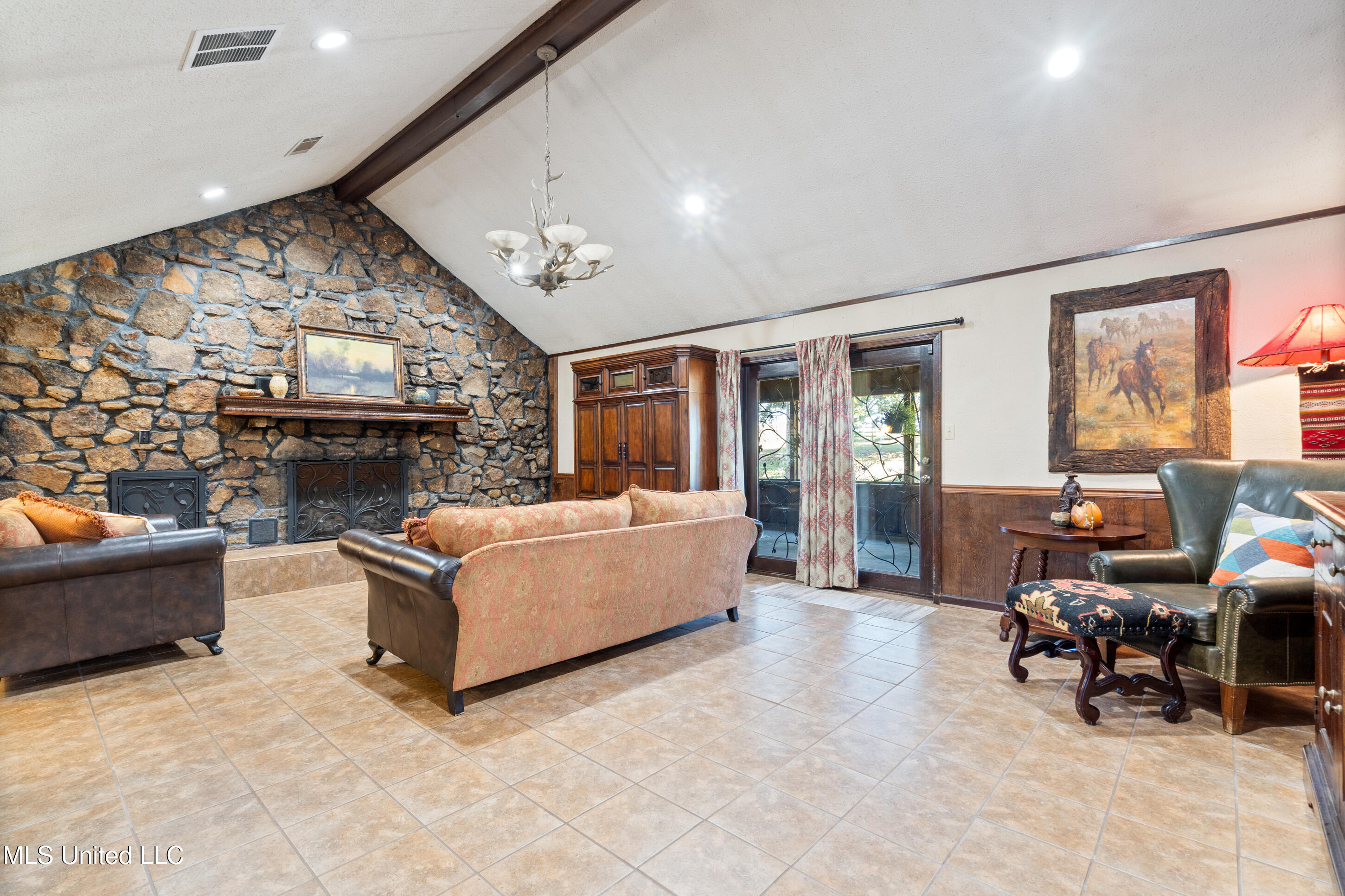 3297 Country Club Road Senatobia, MS 38668 - Photo 5 of 39 8__dsc3939