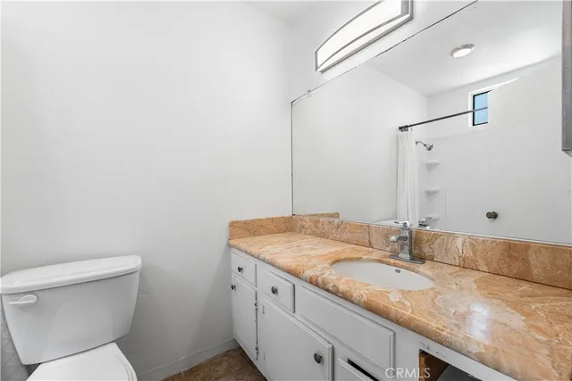 $474,500 | 9525 Sylmar Avenue, Unit 2, Panorama City, CA 91402