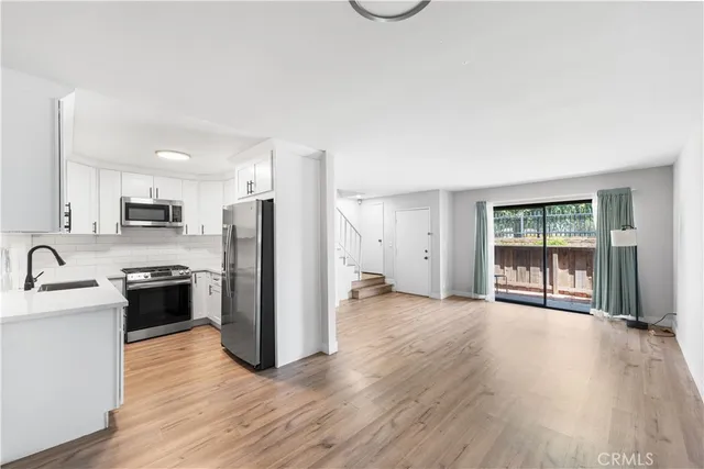 $474,500 | 9525 Sylmar Avenue, Unit 2, Panorama City, CA 91402