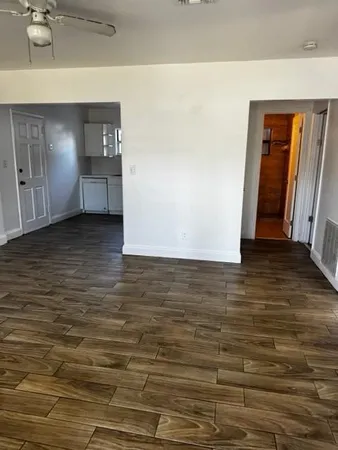 $2,800 | 221 Southwest 68th Avenue, Pembroke Pines, FL 33023