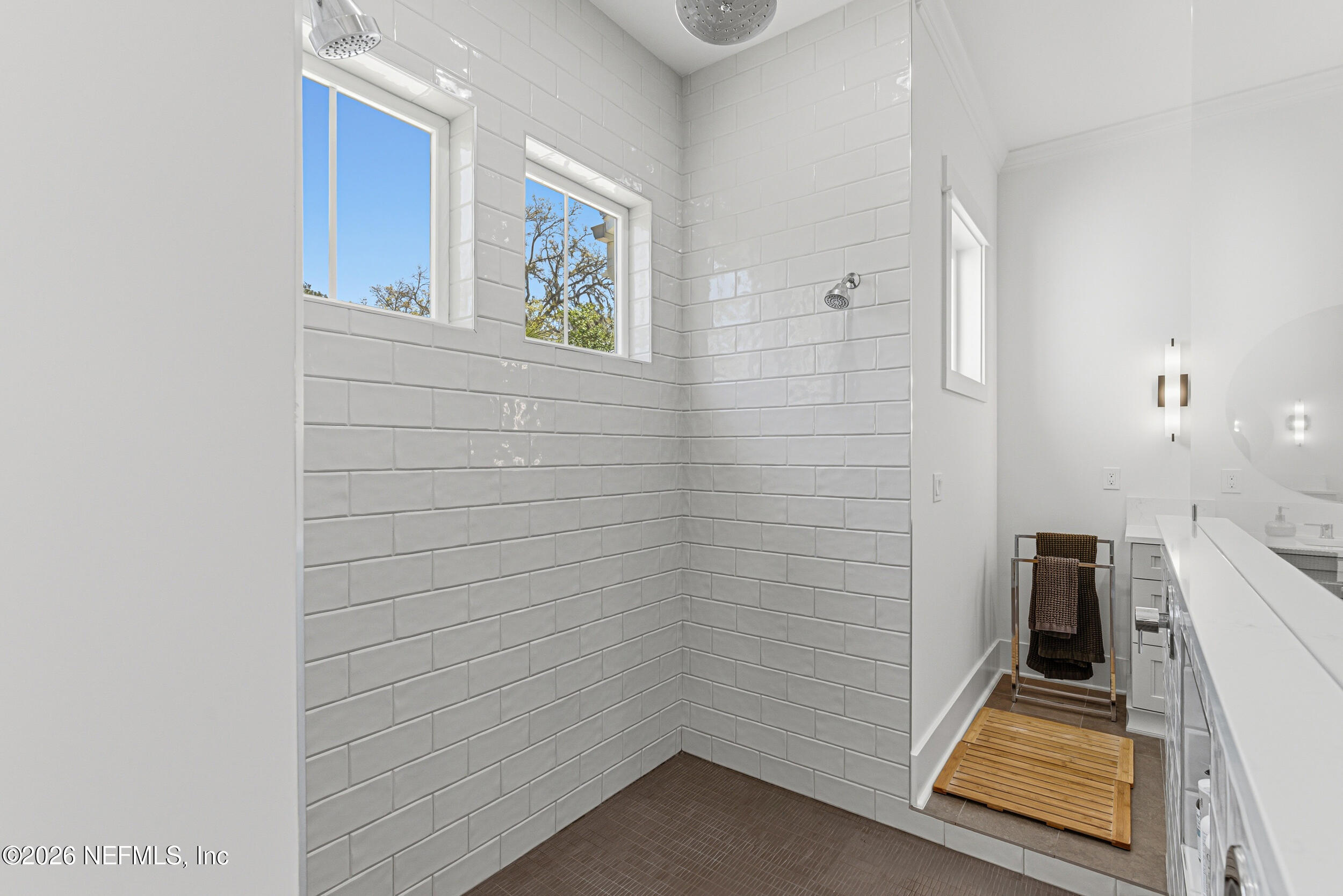 4640 Palm Vly Road Ponte Vedra Beach, FL 32082 - Photo 33 of 72 a bathroom with a sink and a mirror