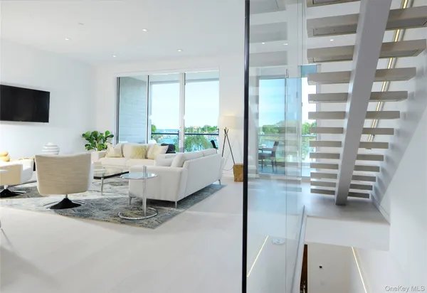 $11,750 | 105 Delancey Avenue, Unit 7, Mamaroneck, NY 10543