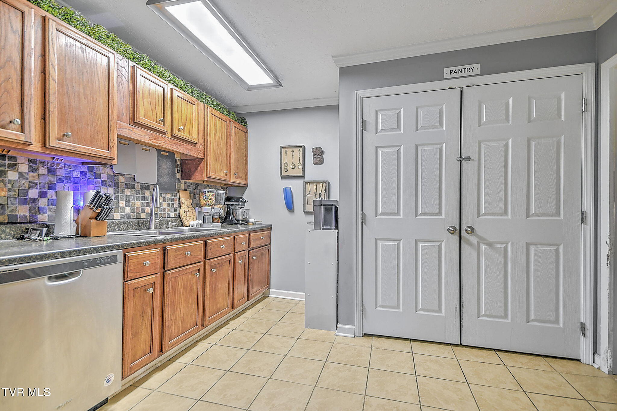 7613 Reedy Creek Road Bristol, VA 24202 - Photo 10 of 33 15-web-or-mls-7613 Reedy Creek JG-16
