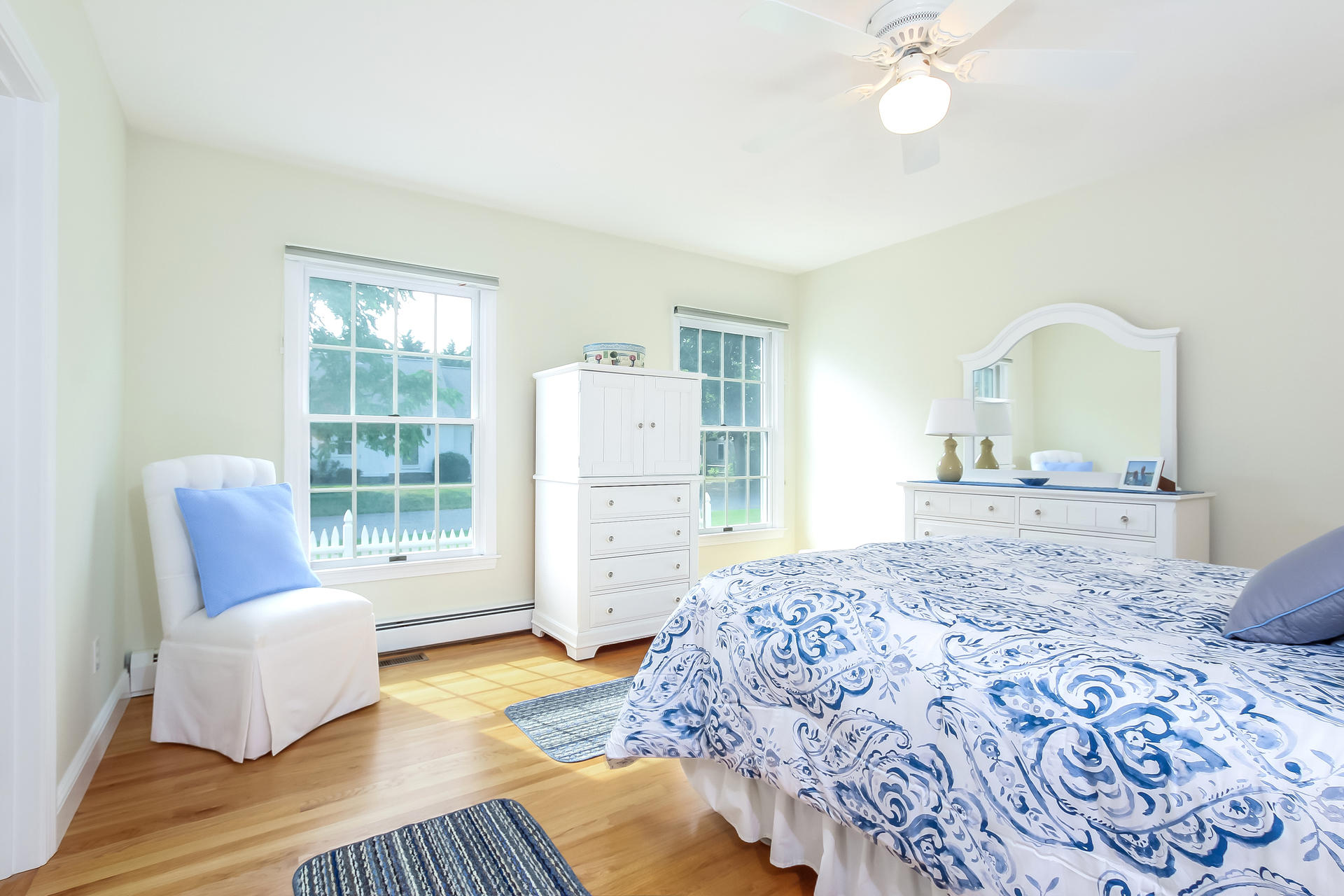 17 Manamock Road Chatham, MA 02633 - Photo 17 of 33 025-photo-master-bedroom-6098357