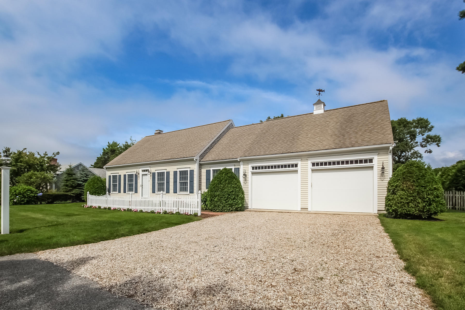 17 Manamock Road Chatham, MA 02633 - Photo 2 of 33 002-photo-front-view-6098379