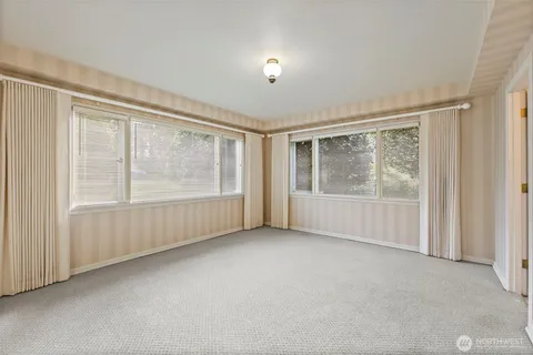 $975,000 | 1 Forest Glen Lane Southwest, Lakewood, WA 98498