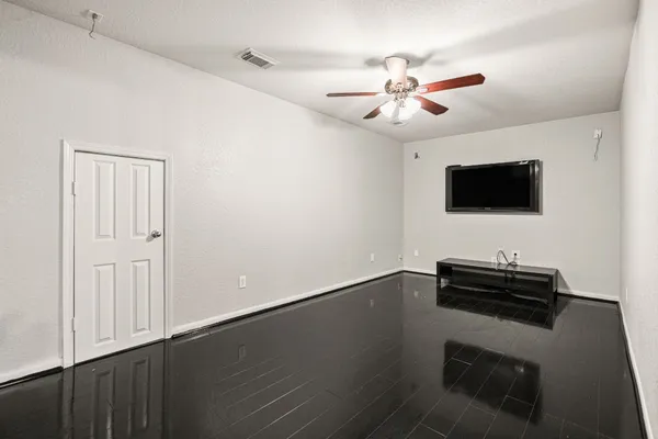 $2,650 | 21018 Oakley Hill Court, Richmond, TX 77406