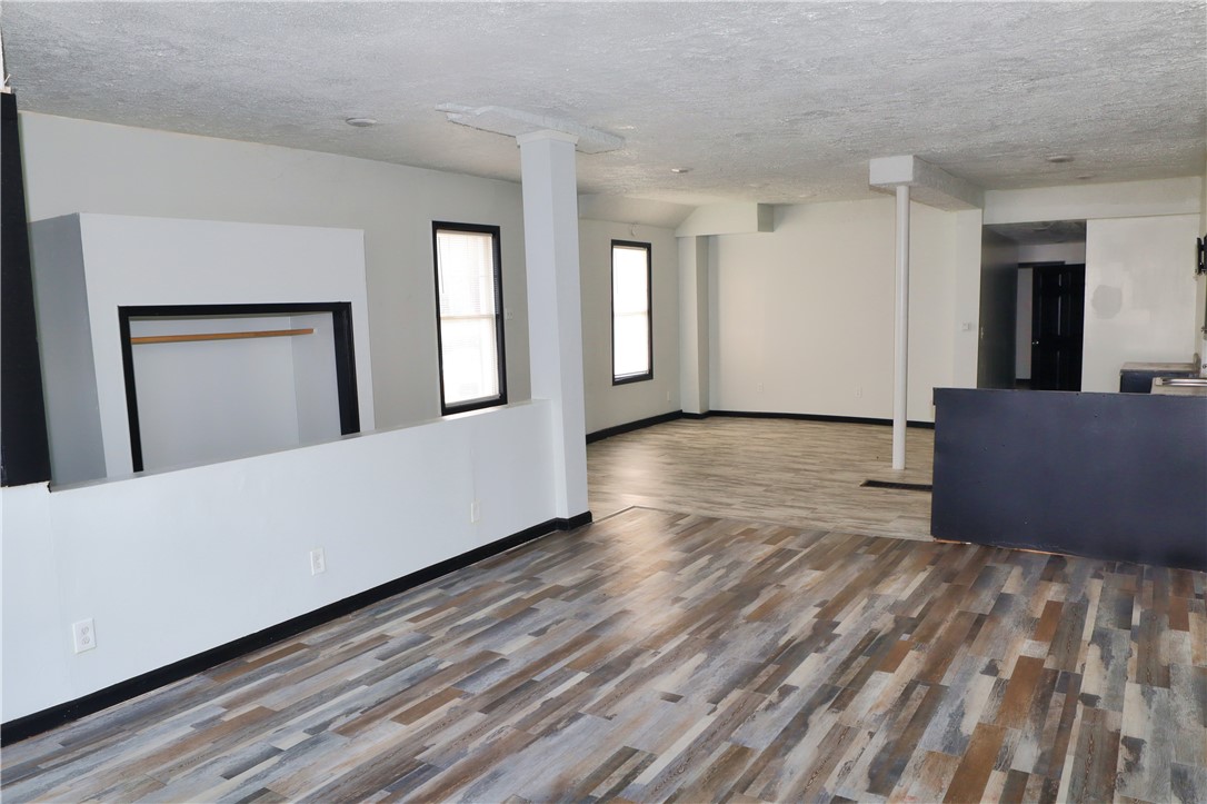 495 Emerson Street Rochester, NY 14613 - Photo 7 of 21