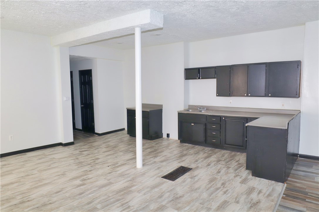 495 Emerson Street Rochester, NY 14613 - Photo 8 of 21