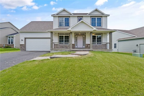 $624,900 | 3429 Tall Tree Lane, Lysander, NY 13027