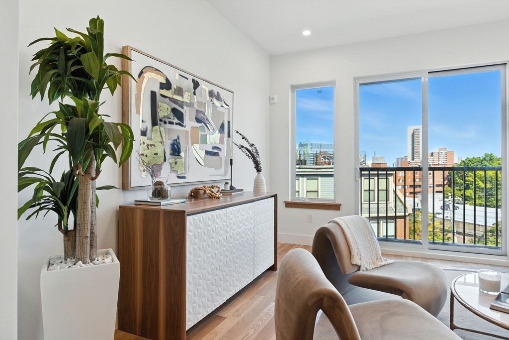 58 Kent, Unit 302 Brookline, MA 02445 - Photo 18 of 41