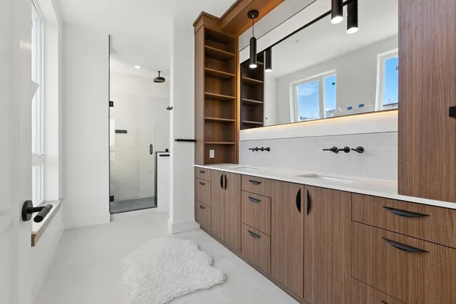 $1,550,000 | 58 Kent, Unit 302, Brookline, MA 02445