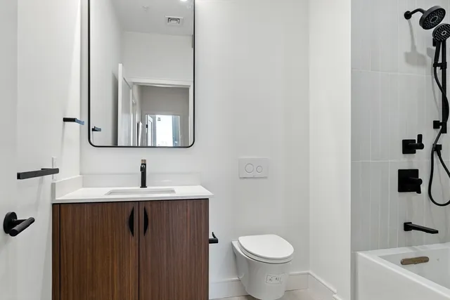 $1,550,000 | 58 Kent, Unit 302, Brookline, MA 02445