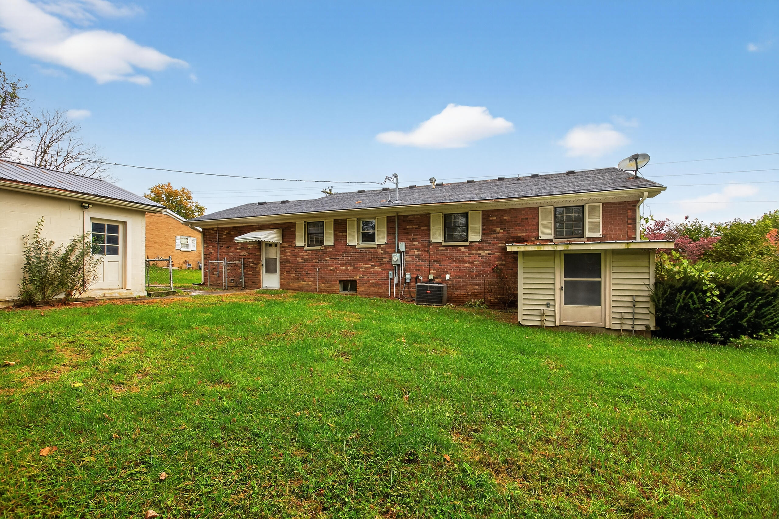 1289 Alton Station Road Lawrenceburg, KY 40342 - Photo 25 of 27 25