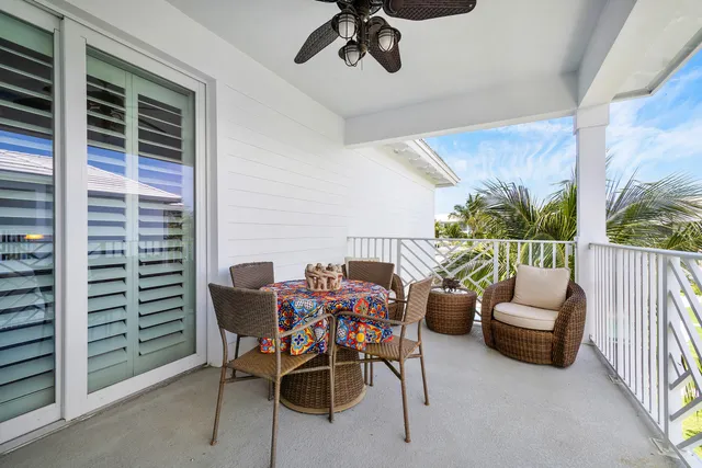 $1,170,000 | 944 Bay Colony Drive South, Juno Beach, FL 33408