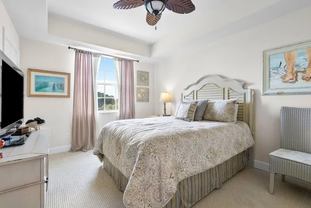 $1,170,000 | 944 Bay Colony Drive South, Juno Beach, FL 33408