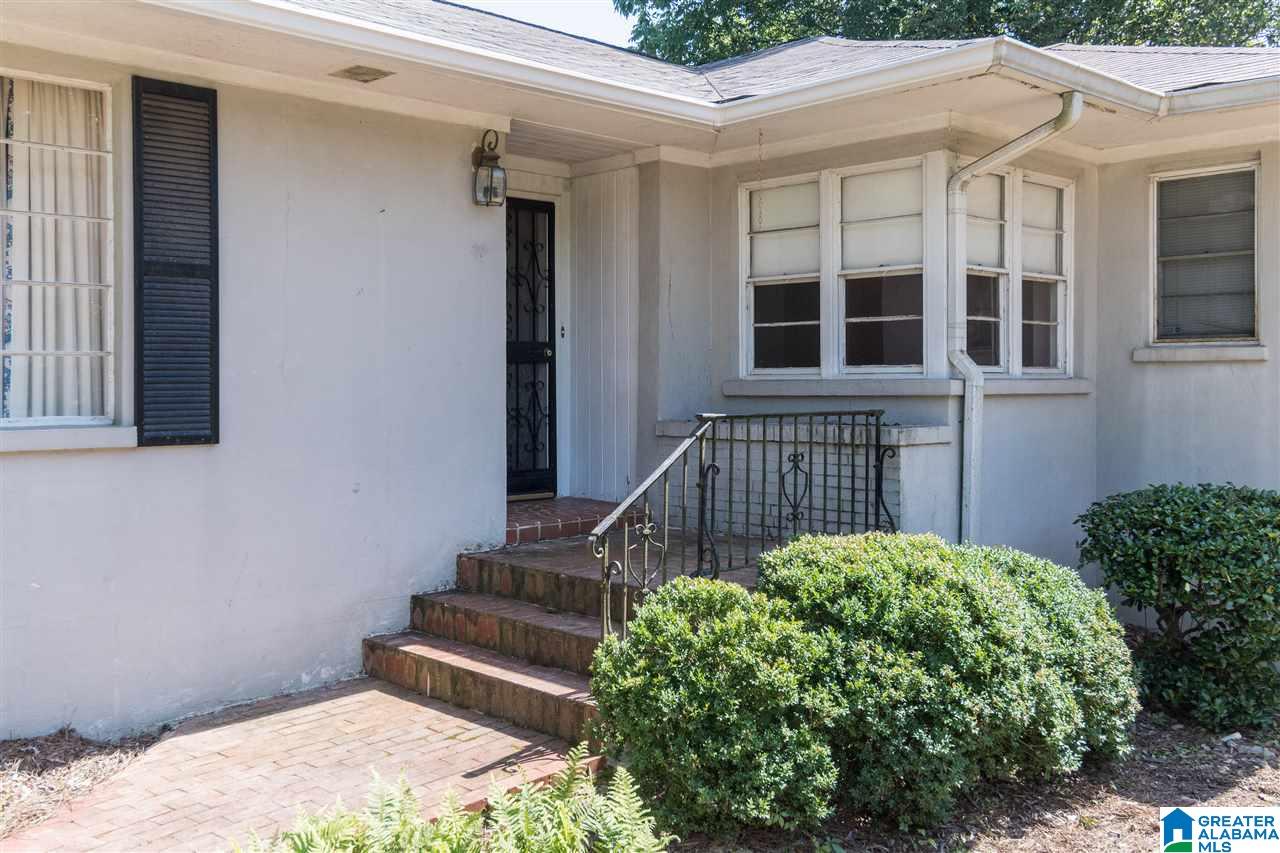 2425 Shades Crest Road Birmingham, AL 35216 - Photo 3 of 25