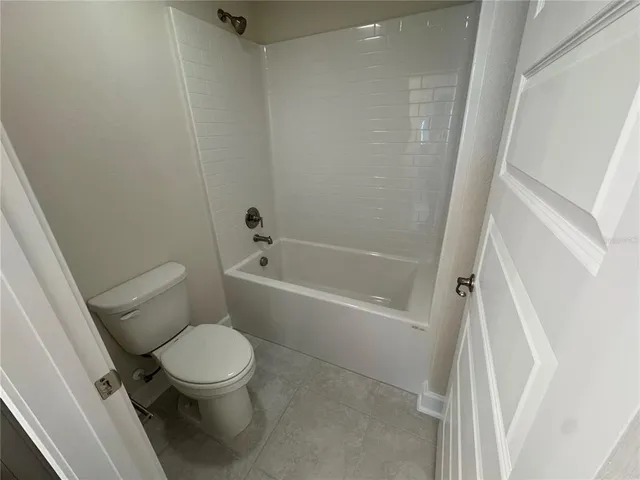 $2,400 | 3013 Tackle Drive, Leesburg, FL 34748