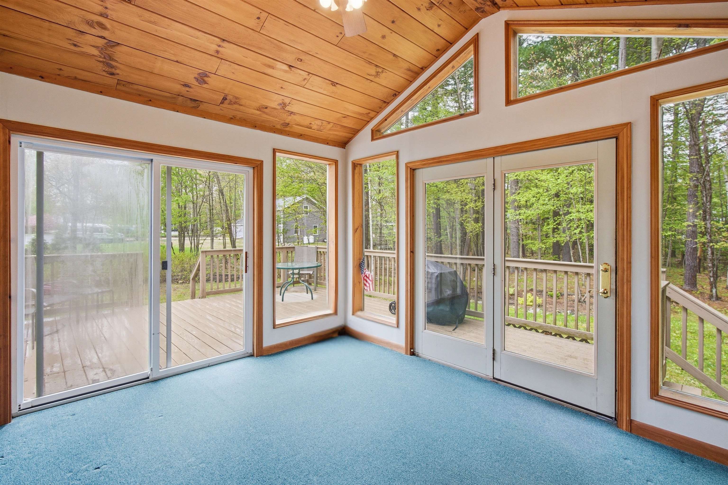 34 West Road Londonderry, NH 03053 - Photo 14 of 24 Gallery Image 14