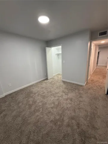 a close up view of a washer and dryer