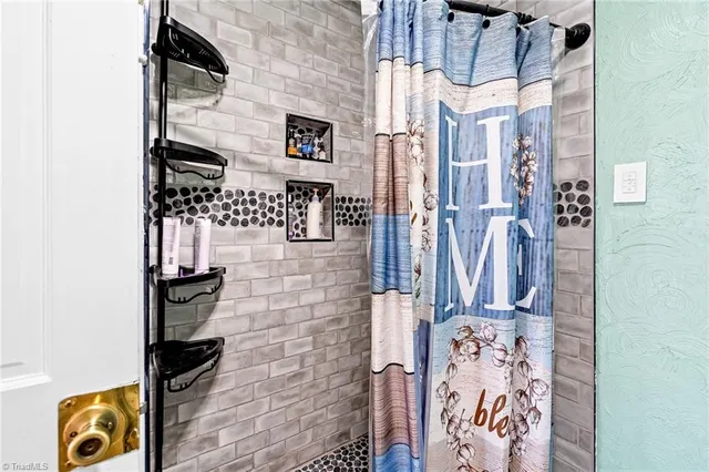 $450,000 | 1579 Lake Road, Thomasville, NC 27360