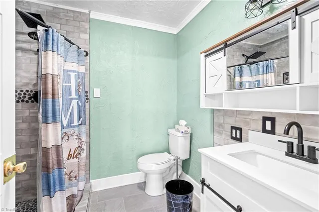 $450,000 | 1579 Lake Road, Thomasville, NC 27360