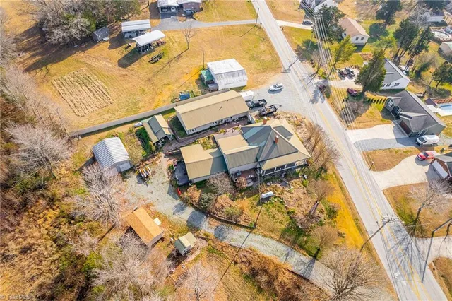$450,000 | 1579 Lake Road, Thomasville, NC 27360