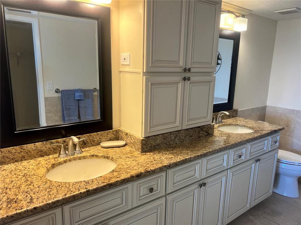1001 Point Of Rocks Road, Unit 609 Sarasota, FL 34242 - Photo 20 of 41 Gallery Image 20