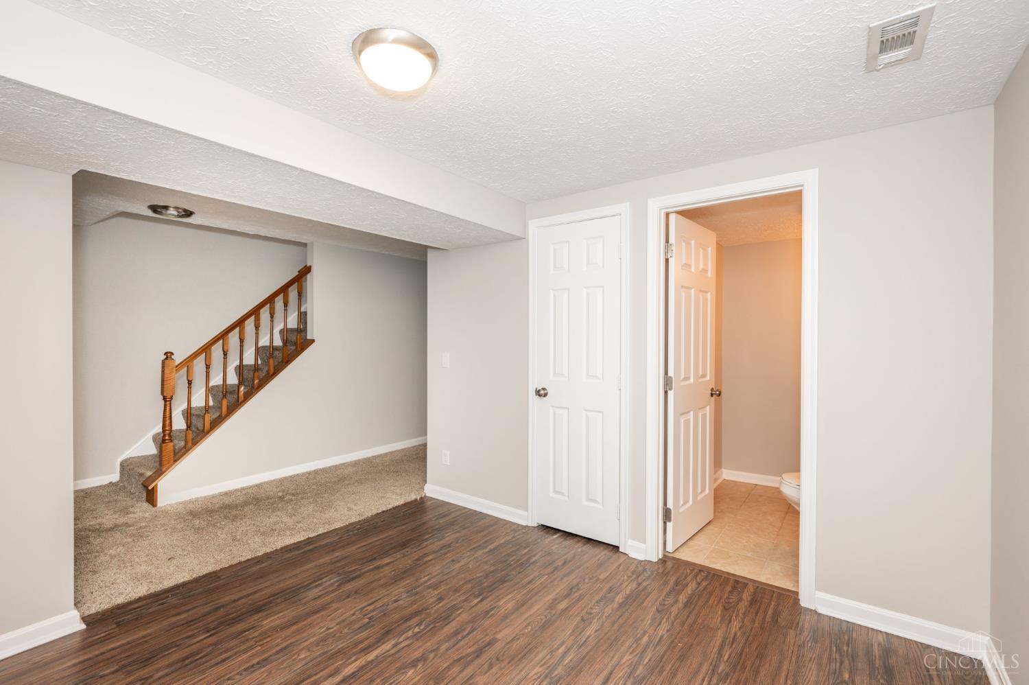 3513 Jessup Road Cincinnati, OH 45239 - Photo 28 of 49
