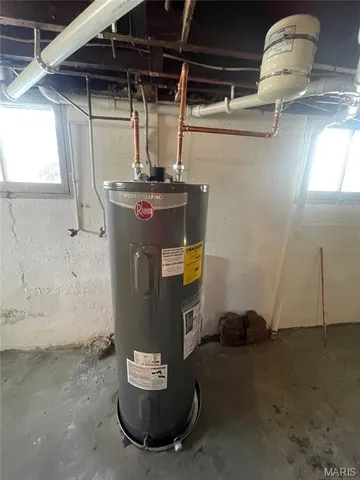 $205,000 | 11560 Old Halls Ferry Road, Black Jack, MO 63033