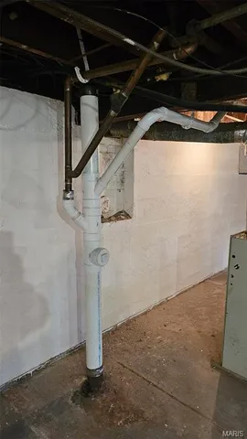 $205,000 | 11560 Old Halls Ferry Road, Black Jack, MO 63033