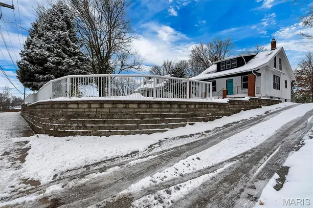 $205,000 | 11560 Old Halls Ferry Road, Black Jack, MO 63033