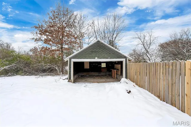 $205,000 | 11560 Old Halls Ferry Road, Black Jack, MO 63033