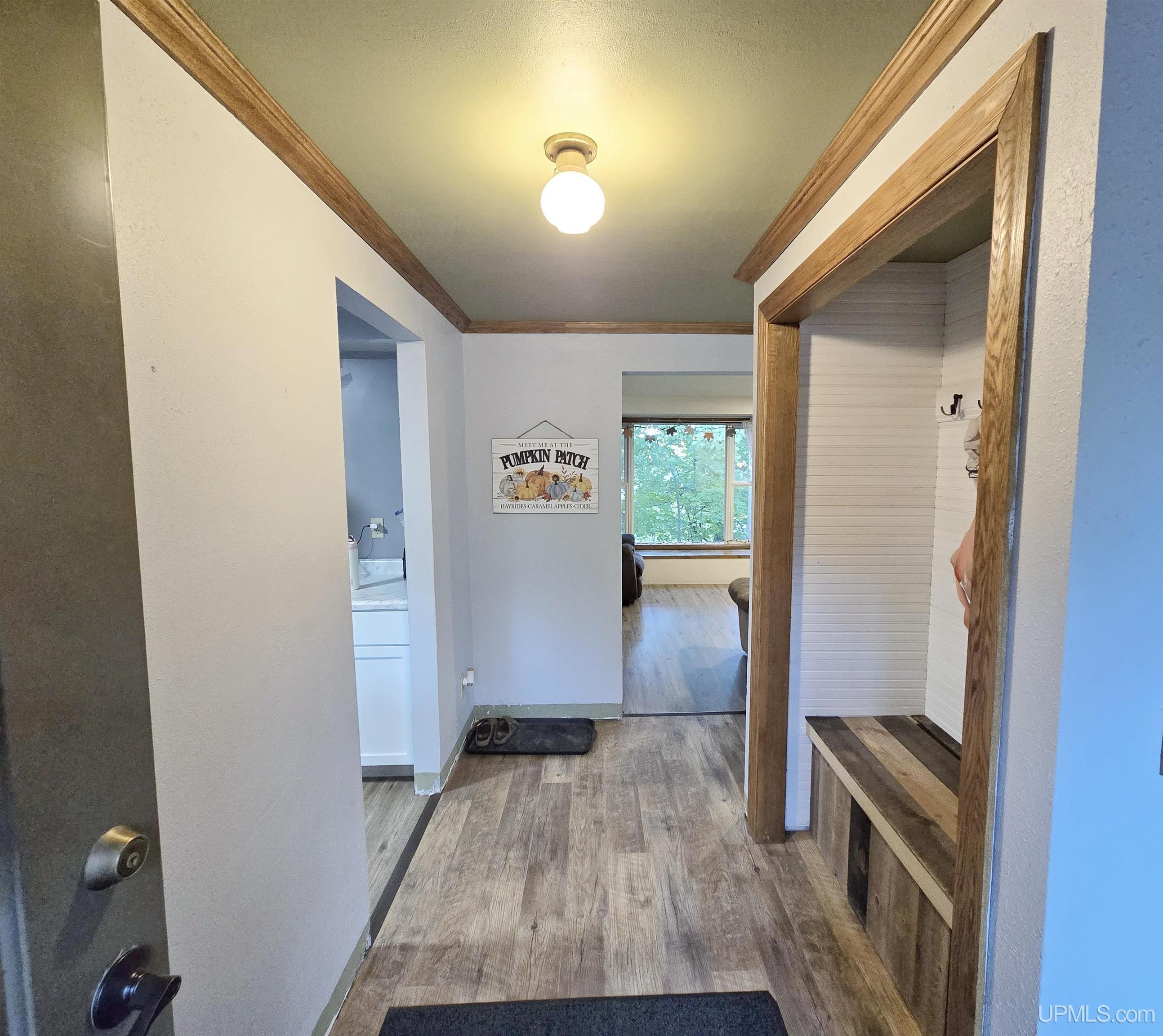 659 Roosevelt Road Niagara, WI 54151 - Photo 7 of 40