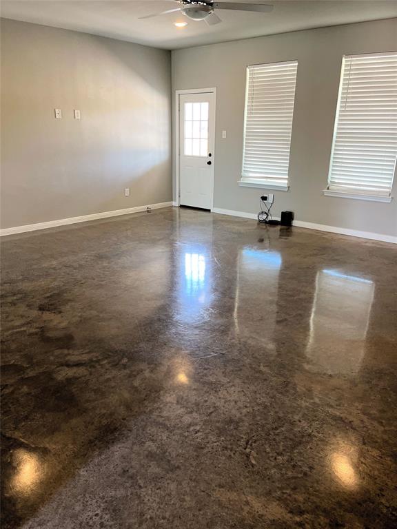 1067 County Road Glen Rose, TX 76043 - Photo 2 of 12 Gallery Image 2