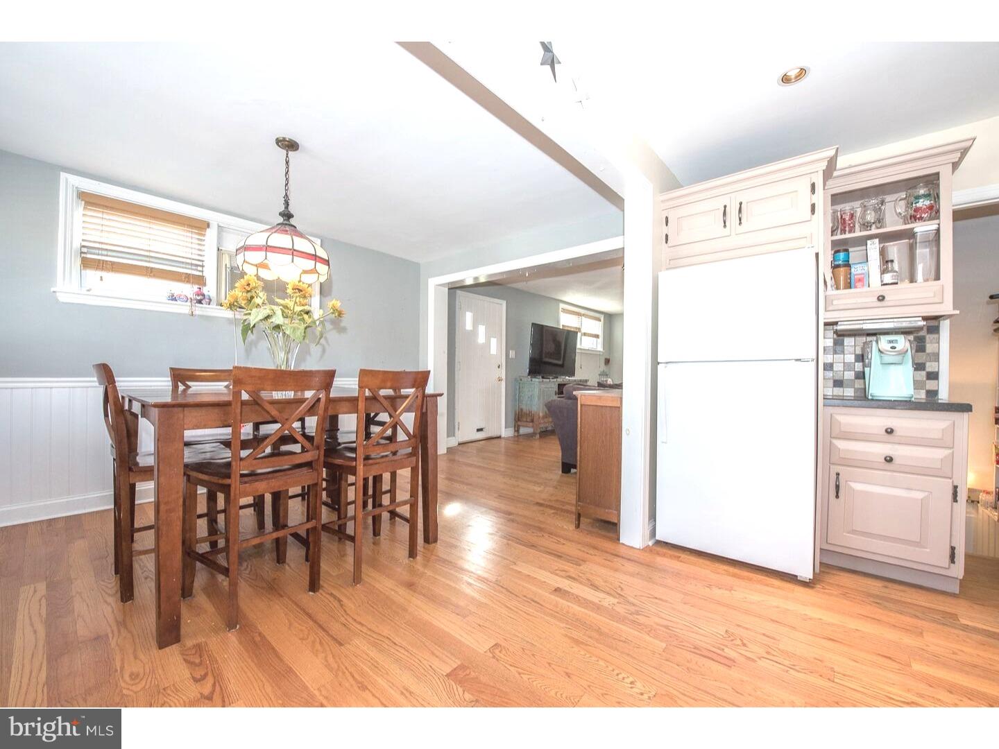 136 Green Valley Road Upper Darby, PA 19082 - Photo 10 of 25 Dining Room