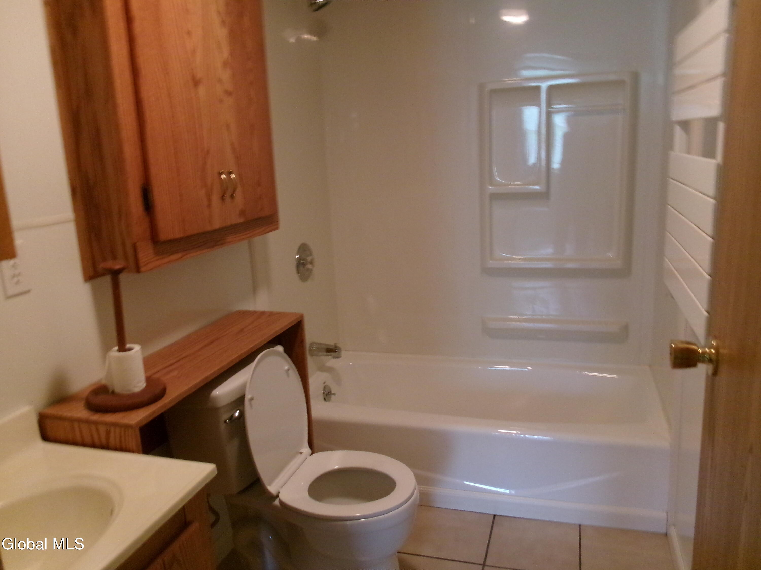 75 Higgins Road North Greenbush, NY 12198 - Photo 7 of 27 105_8656