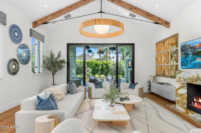 $8,750,000 | 6235 East Montecito Avenue, Scottsdale, AZ 85251