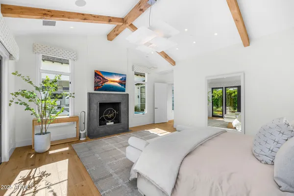 $8,500,000 | 6235 East Montecito Avenue, Scottsdale, AZ 85251