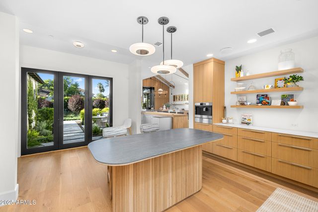 $8,750,000 | 6235 East Montecito Avenue, Scottsdale, AZ 85251