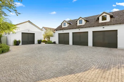 $7,990,000 | 6235 East Montecito Avenue, Scottsdale, AZ 85251