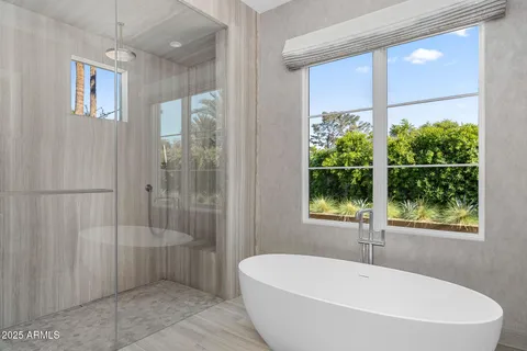 $8,500,000 | 6235 East Montecito Avenue, Scottsdale, AZ 85251