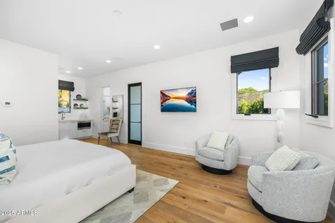$7,990,000 | 6235 East Montecito Avenue, Scottsdale, AZ 85251