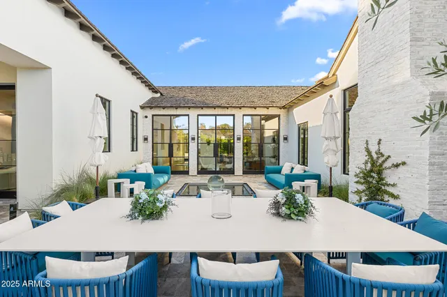 $8,750,000 | 6235 East Montecito Avenue, Scottsdale, AZ 85251